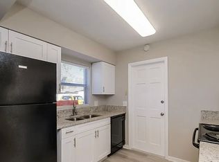 1026 Pinegrove Dr, Brandon, FL 33511