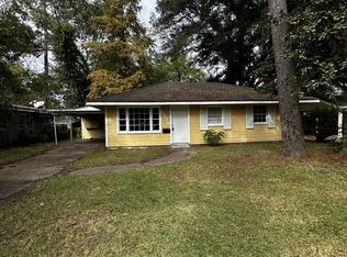 5220 Landry Ln, Beaumont, TX 77708