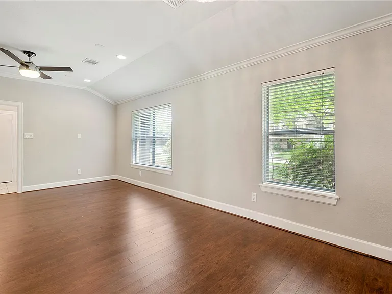 4023 Bayou Grove Dr — Photo 8