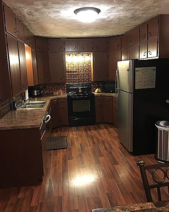 Newly updated kitchen 