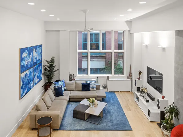 125 East 12th Street 1E image 3 of 15