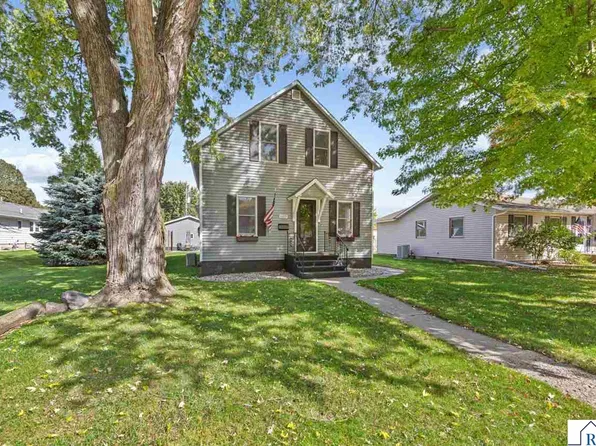 1009 S Jefferson St, New Ulm, MN 56073