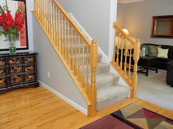 4th image of 1070 Star Valley Ct