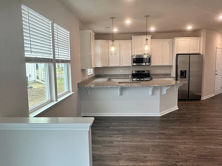 808 Spring Orchard Dr — Photo 8