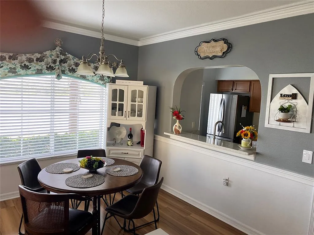 3 bed, 2.5 bath, 1200 sqft, $1,800 — Photo 4