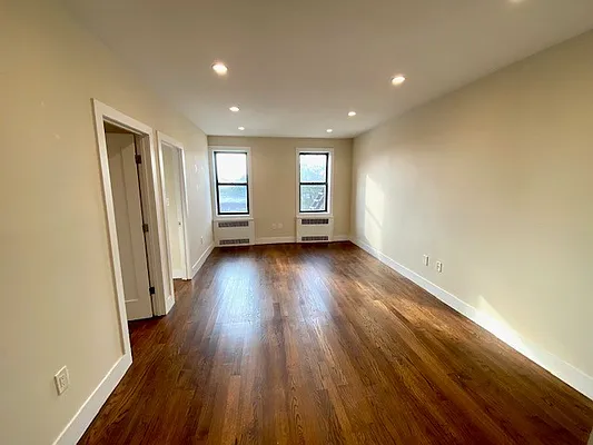Rented by LRGNY Group, Inc. | media 14
