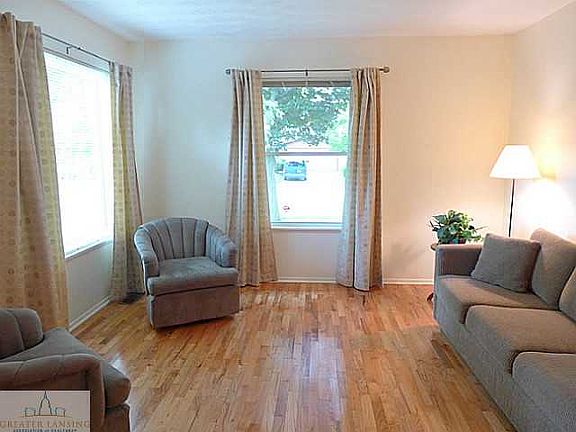 2nd image of 1334 Ramblewood Dr