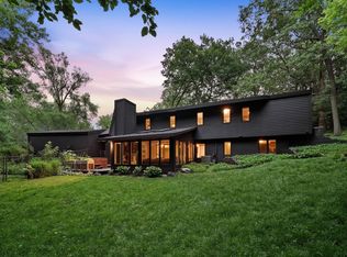 104 Maddaus Ln, Golden Valley, MN 55416