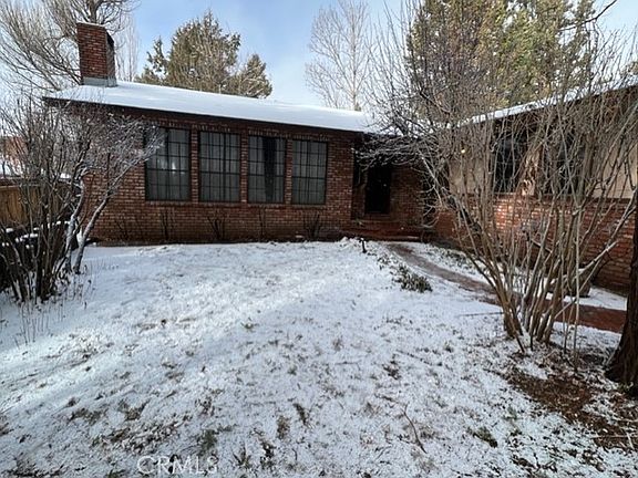 2nd image of 1011 Mount Whitney Dr