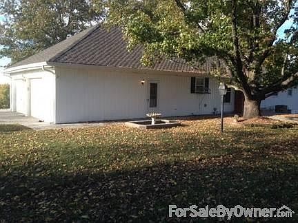 Back Left
						:
						Looking northwest, 1700 gallon koi pond in center of pic, Sweet Gum for shade