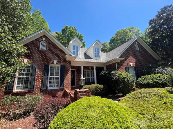 4048 Weddington Manor Ct, Matthews, NC 28104