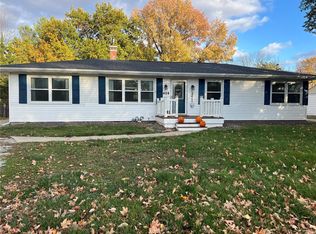 425 Johnson St, Carlinville, IL