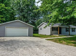 524 Glenwood Dr, New Bloomfield, MO 65063