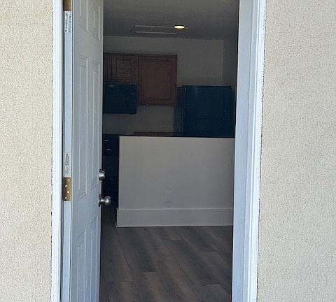 3rd image of 6413 Franrivers Ave