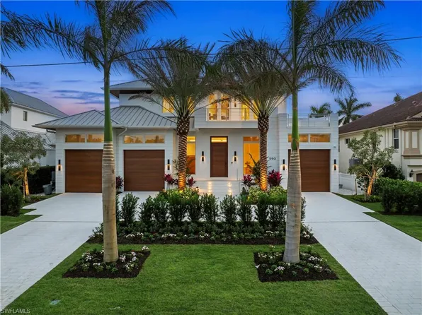 590 14th AVE S, NAPLES, FL 34102