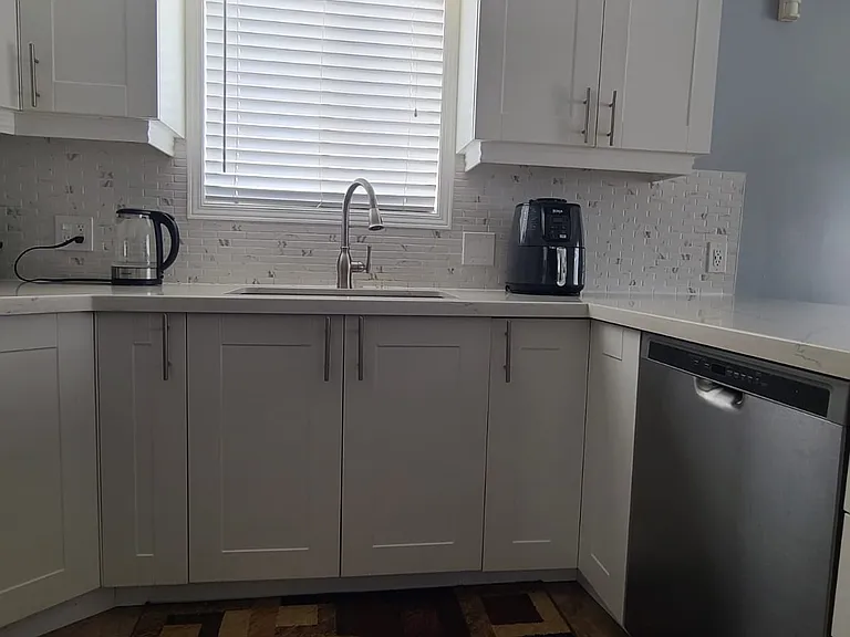 1020 Baron Dr — Photo 7