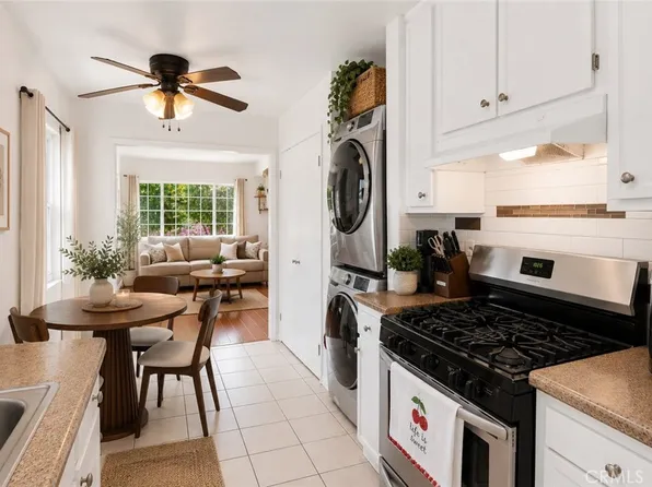 23201 Anchor Ave, Carson, CA 90745
