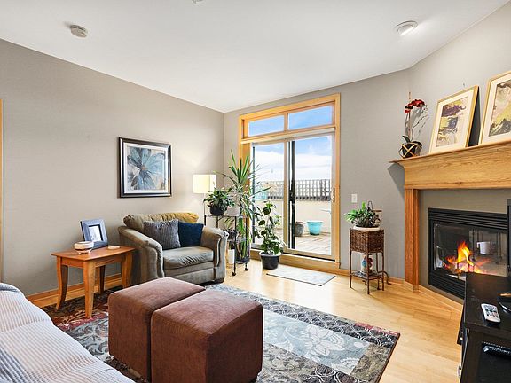 2nd image of 115 E Broadway Unit 207