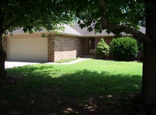 1012 W Seminole St, Springfield, MO 65807