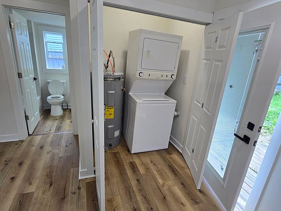 2nd image of 225 E 24th St