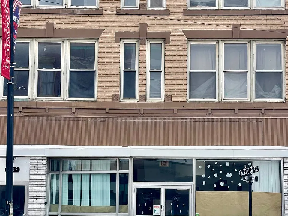 43-45 N Broad St
