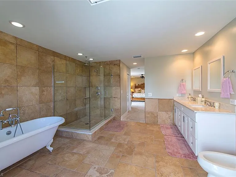 496 Flamingo Ave — Photo 8