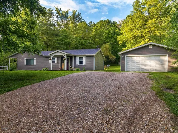 3822 Johnson Rd, Boonville, IN 47601