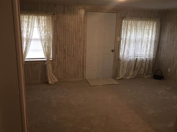 4th image of 408 E Court St