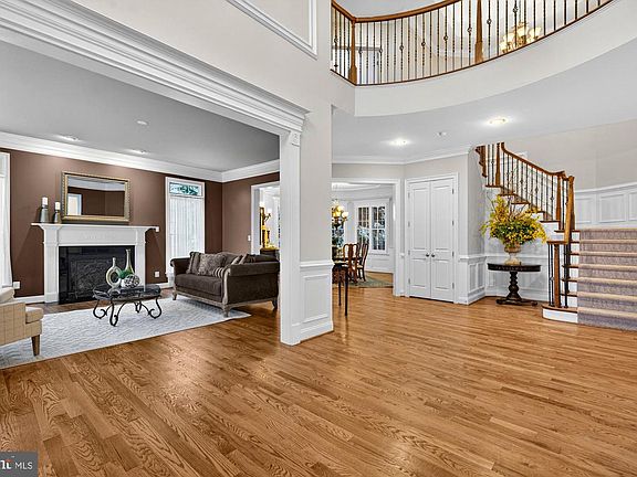5th image of 2584 Vintage Crest Ln