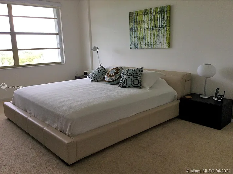 155 Ocean Lane Dr #1004 — Photo 19