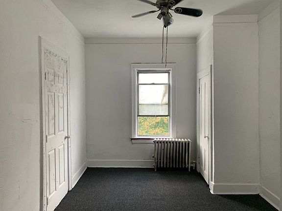 4th image of 26-18 4th St #2F