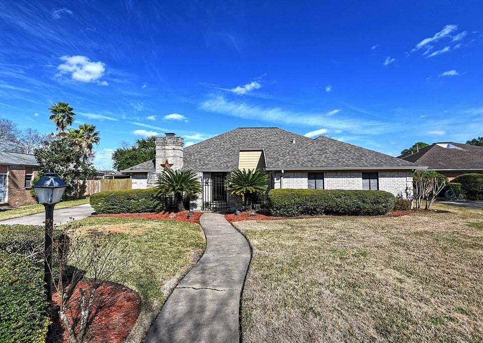 1st image of 2814 Meadowcreek Dr