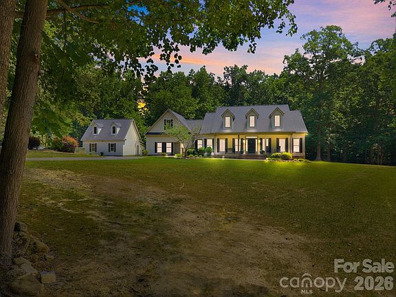 2nd image of 5865 Faith Rd