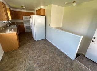 446 River Heights Blvd, River Heights, UT 84321