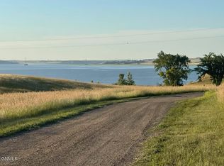 24 Little Beaver Bay Trl, Linton, ND 58552