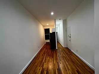 Rented by Salon Realty Corp