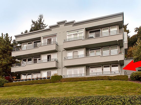 3rd image of 2349 Harbor Ave SW Unit 501