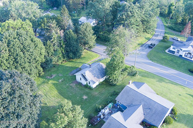 4th image of 34 Grange Road