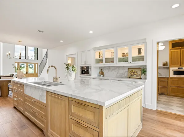 15101 White Settlement Rd, Fort Worth, TX 76108