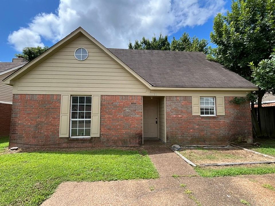 1st image of 2635 Brachton Cv E