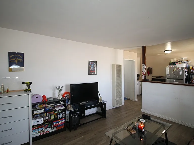 1360 Nancy St #B — Photo 5