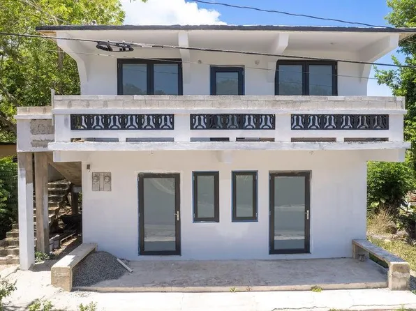 801 Santa Maria Resettlement Ct, Vieques, PR 00765