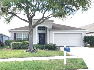 2725 Butterfly Landing Dr, Land O Lakes, FL 34638