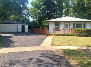 1995 Evergreen Ave, Hanover Park, IL 60133