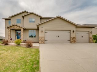 3038 Clairmont Rd, Bismarck, ND 58503