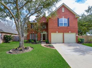 819 Fairpark Ln, Sugar Land, TX 77479