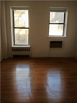 Rented by Green Line Realty | media 28