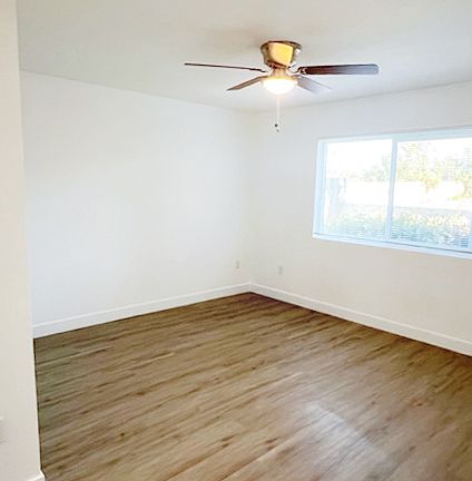 5th image of 380 Plymouth Dr #16