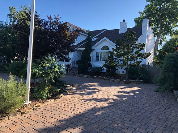 3rd image of 91 Gem Ln