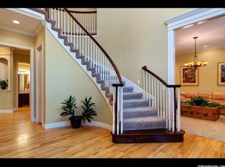 99 E Lone Holw, Sandy, UT 84092